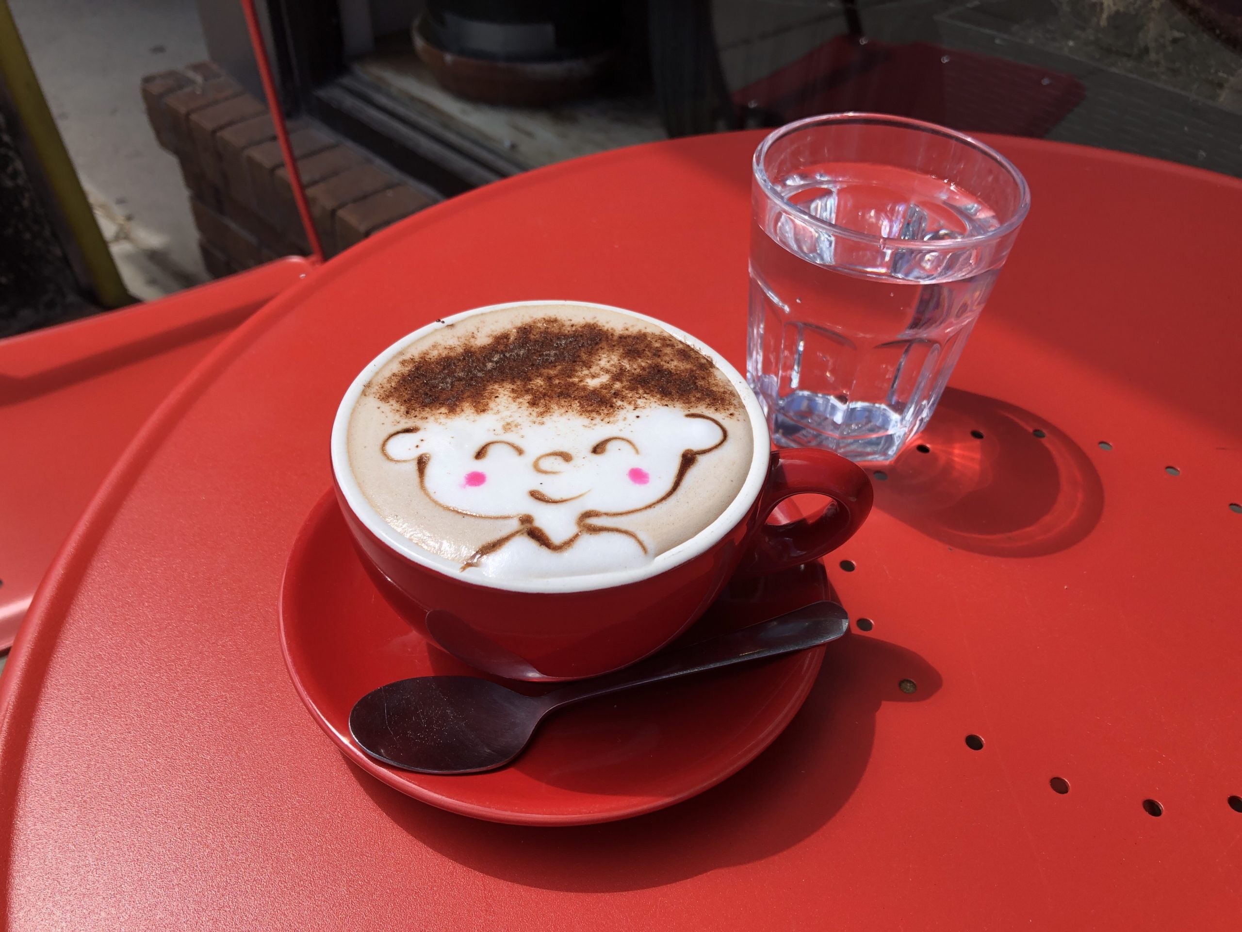 Breaking News und Latte Art